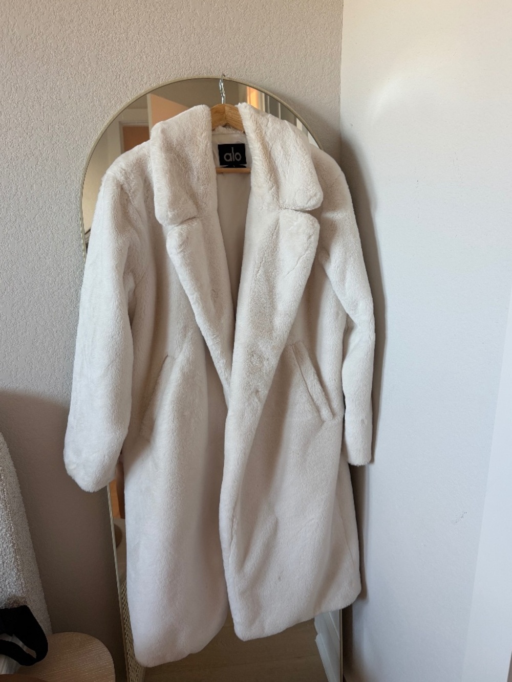 Alo Yoga Ivory White Faux Fur Long Coat | Size S